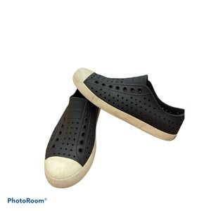 Natives black and white water shoes size 8